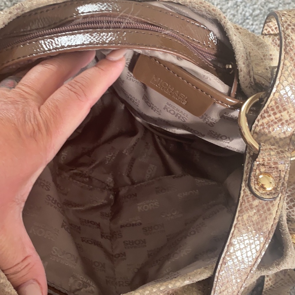 Michael Kors faux snake skin purse - Picture 3 of 4